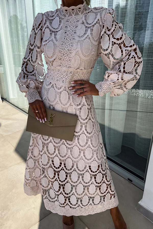 Edith - Elegant Puff Sleeves Dress with Lace Detail