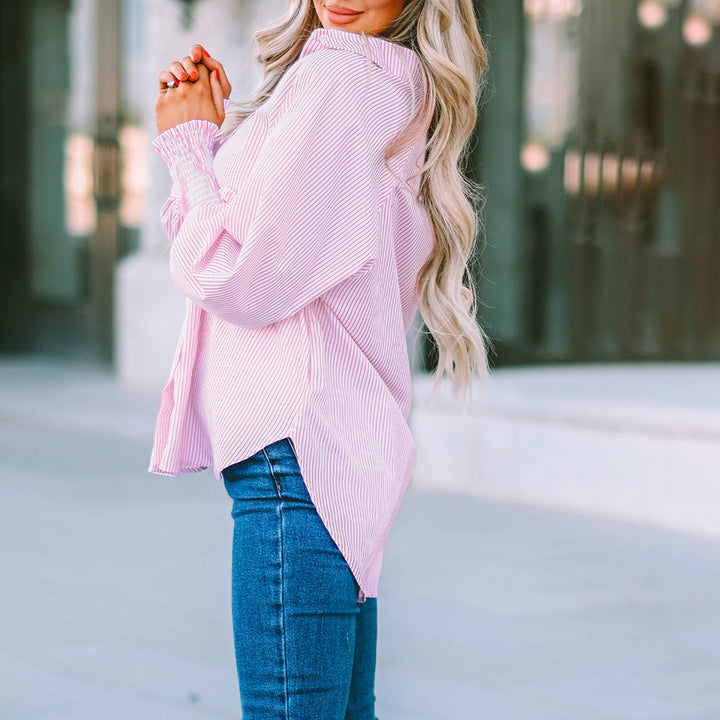 Astrid – Effortless Elegance with Button-Up Shirt